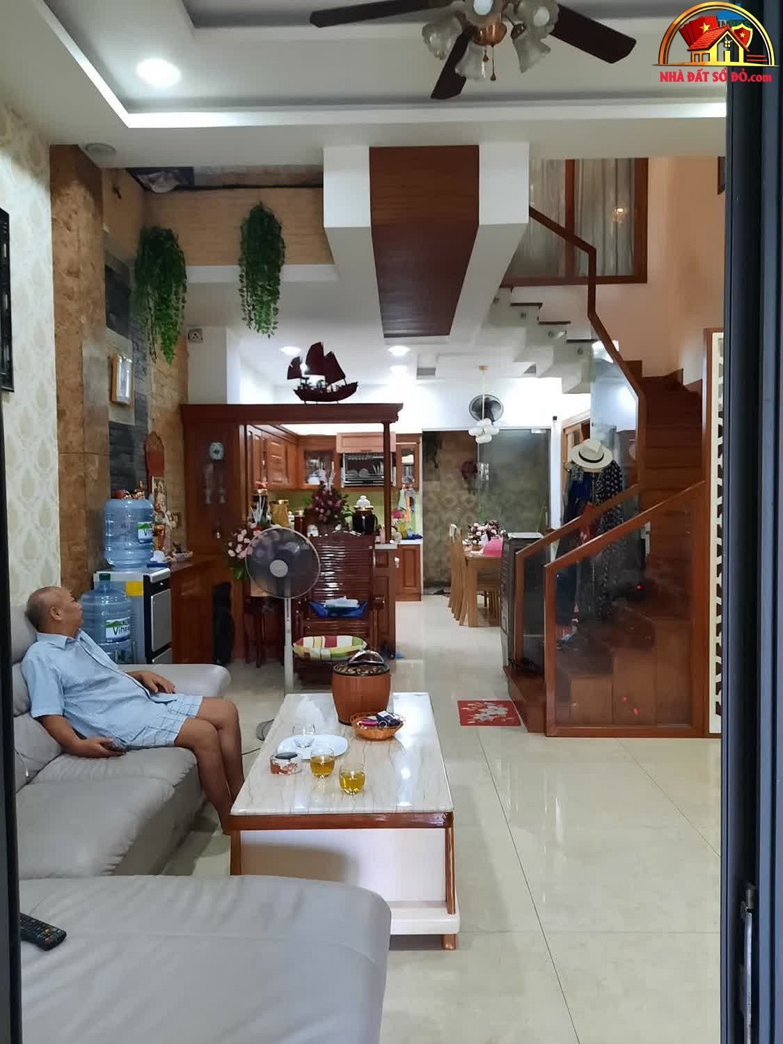 Nhà đất sổ đỏ TP.HCM khu vực Quận 7, 4 tầng giá 3.2 tỷ