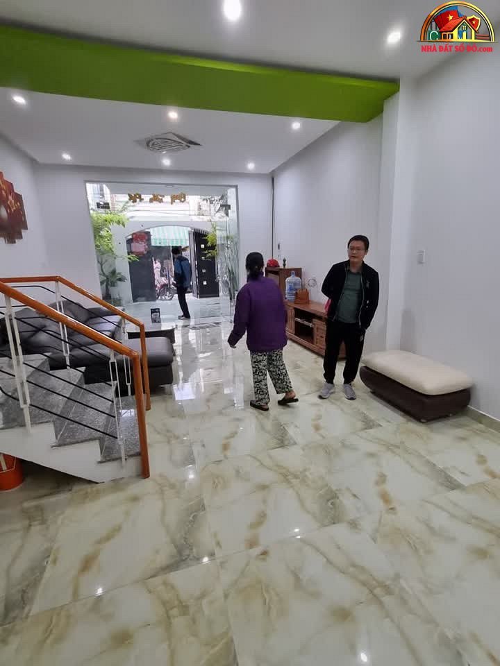 Bán nhà mặt phố 3 tầng tại Hòa Minh Liên Chiểu Đà Nẵng, giá 4.25 tỷ