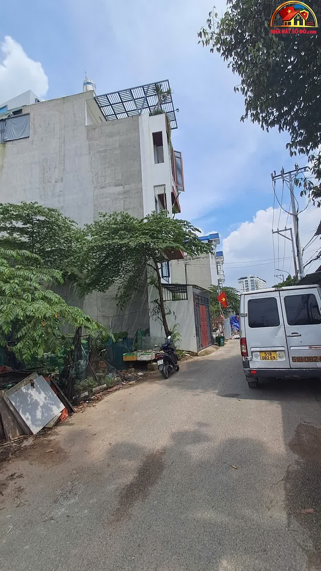 Nhà đất sổ đỏ Thủ Đức – Bán lô đất mặt tiền hẻm 196 Đường Số 11