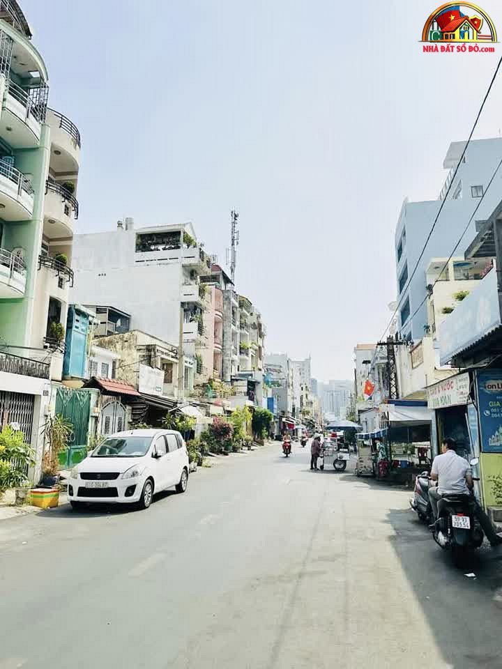 Nhà mặt tiền sổ đỏ Quận 5, Hồ Chí Minh – Bán hotel 11,5 tỷ, 10 phòng