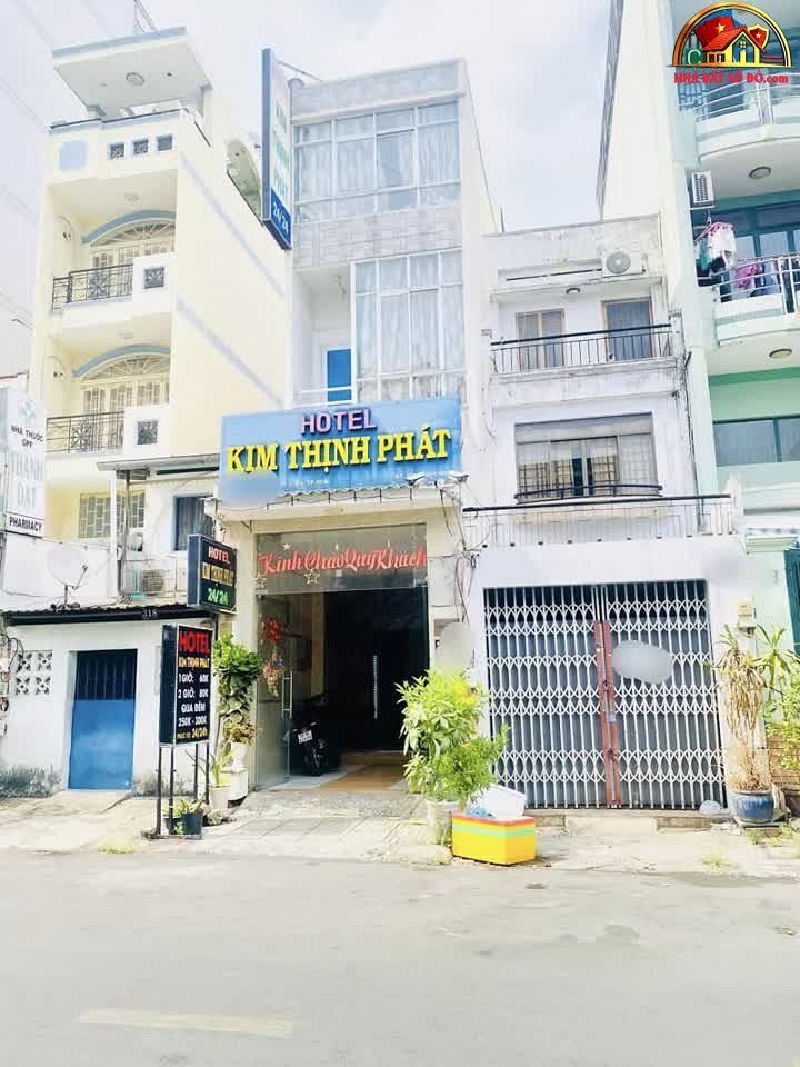 Nhà mặt tiền sổ đỏ Quận 5, Hồ Chí Minh – Bán hotel 11,5 tỷ, 10 phòng