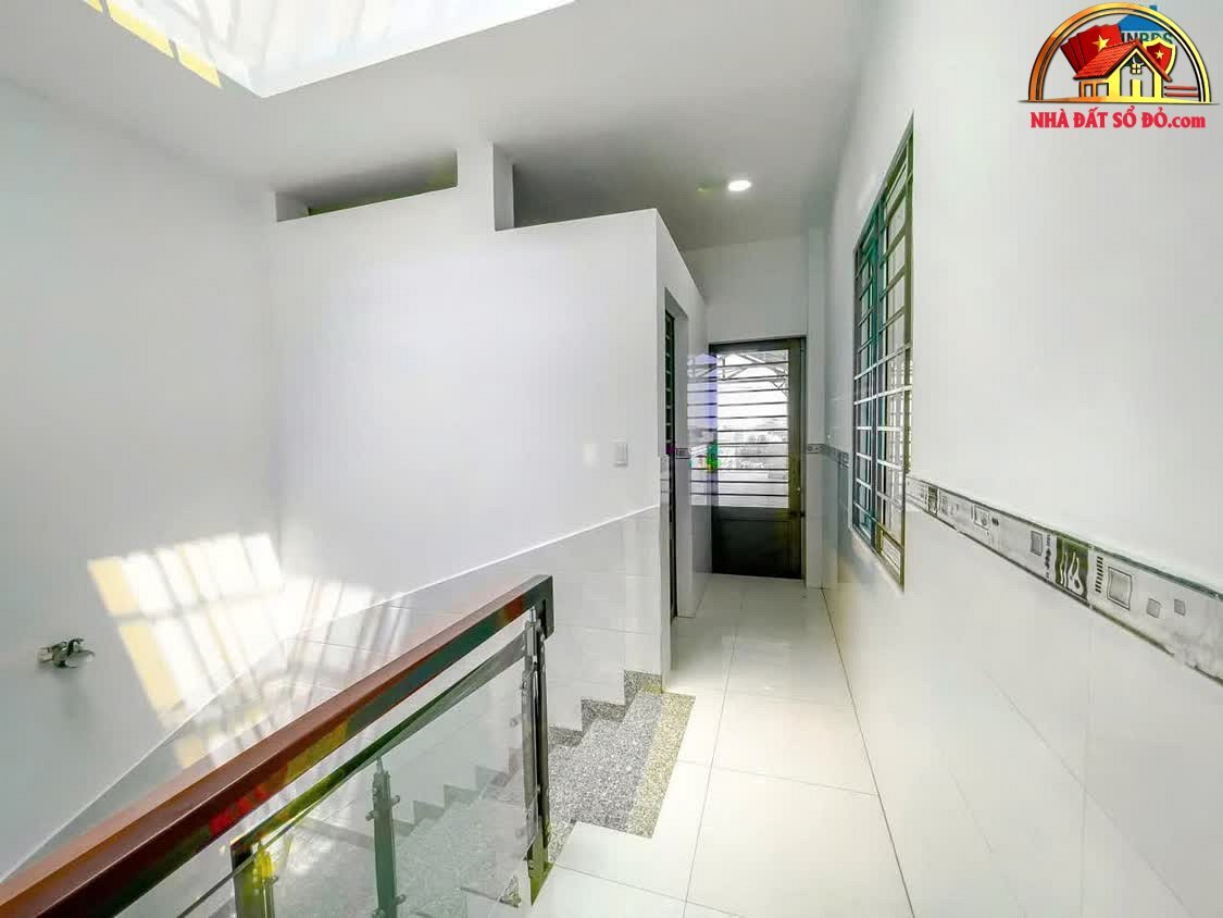 Nhà đất sổ đỏ Quận 12 TP.HCM, 125m2, giá 16 tỷ mặt tiền Hà Huy Giáp