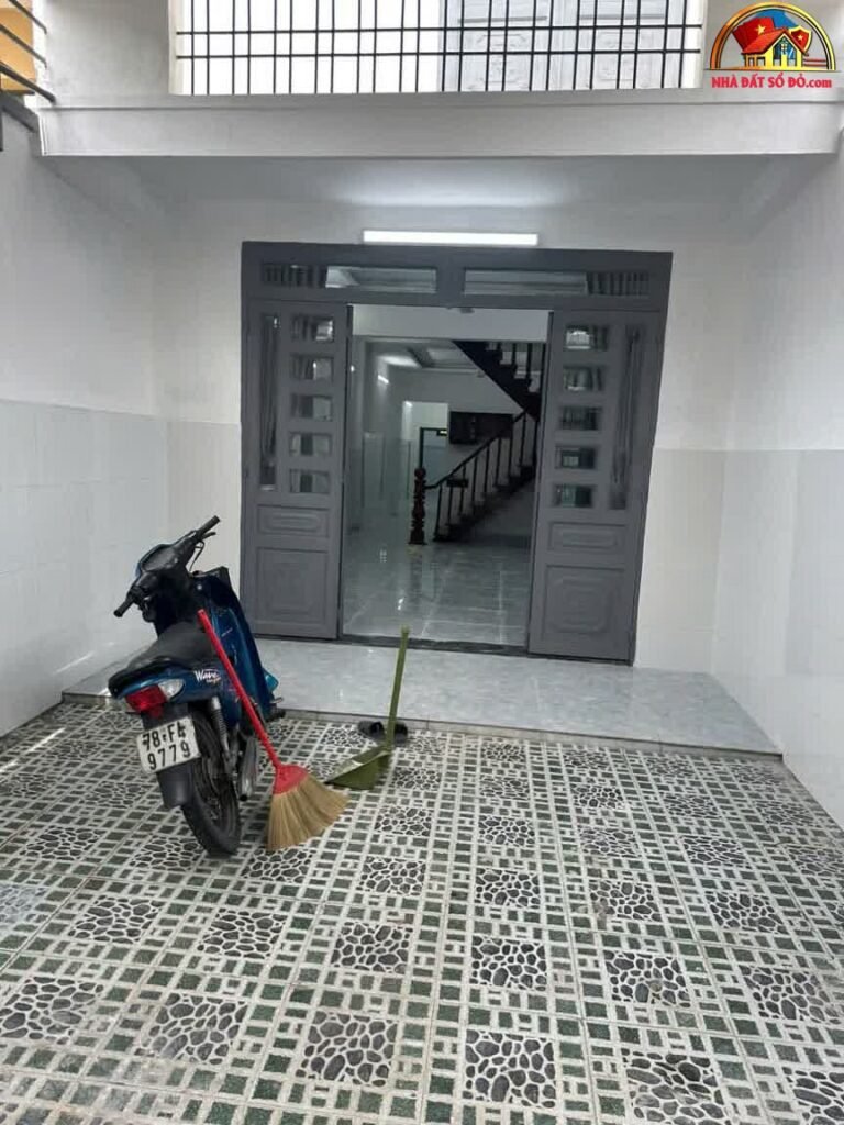 Nhà đất sổ đỏ Thủ Đức bán nhà riêng 100m² giá 9 tỷ