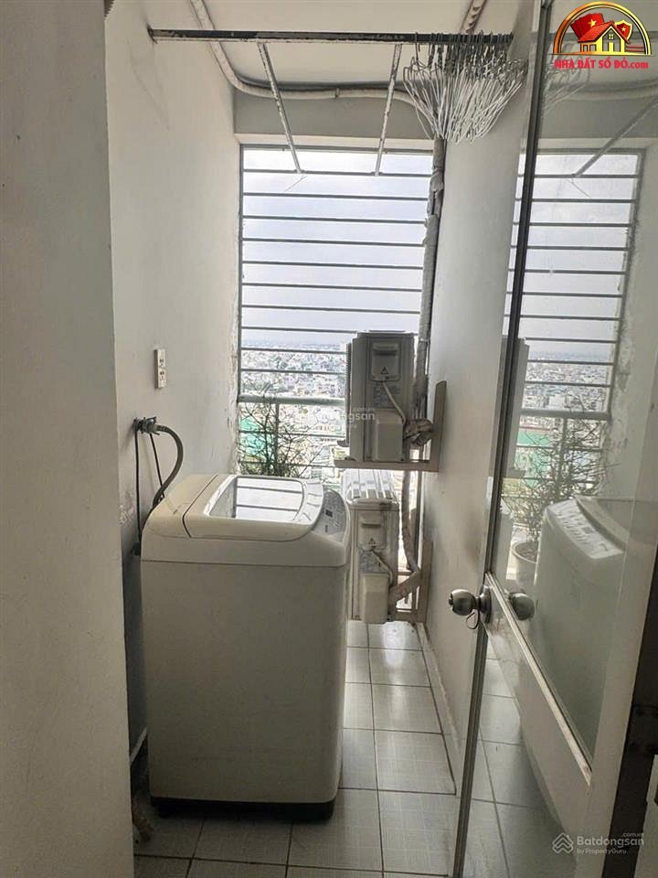 Nhà đất sổ đỏ TP.HCM – Bán chung cư Sài Gòn Town giá 2.22 tỷ 60m2