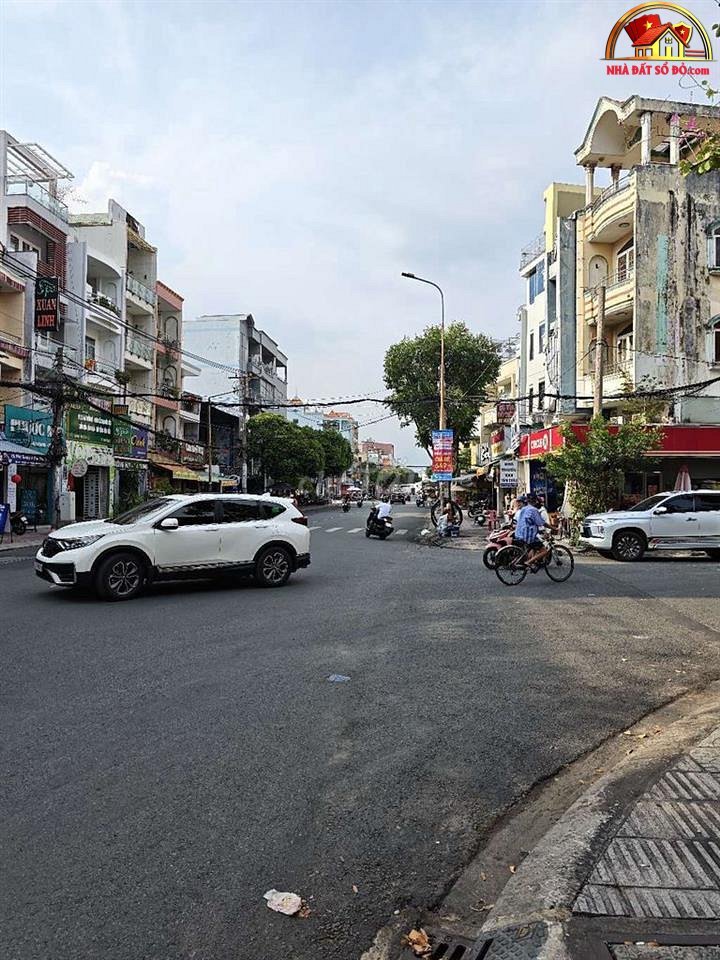 Nhà đất sổ đỏ mặt tiền 18 Bình Phú, Quận 6, TP.HCM giá 27 tỷ