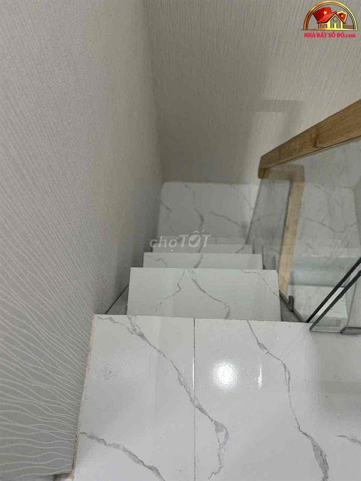 Nhà đất sổ đỏ Quận 6 TP.HCM – Nhà riêng 2 tỷ 17m²