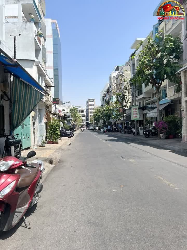 Bán nhà mặt phố sổ đỏ quận 5 Hồ Chí Minh, giá 20.5 tỷ, diện tích 54m²