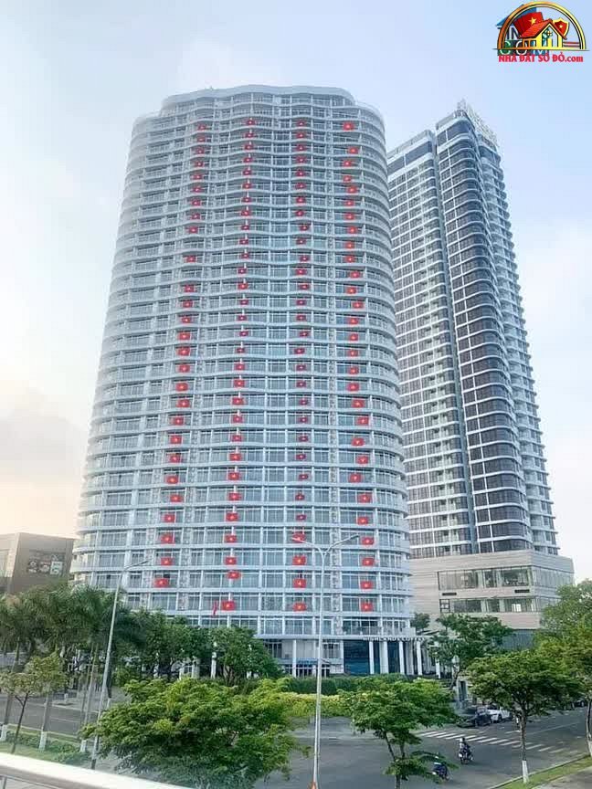 Bán căn hộ Azura 2 phòng ngủ 109m² sổ đỏ Sơn Trà Đà Nẵng