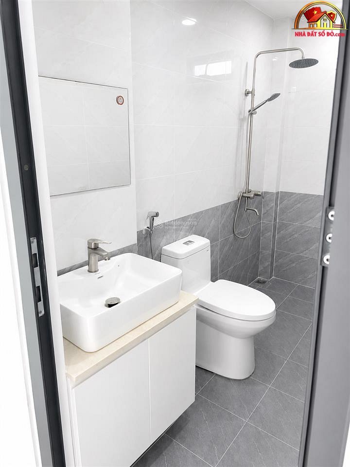 Nhà đất sổ đỏ quận Phú Nhuận TP.HCM với giá 6.9 tỷ và diện tích 34m2