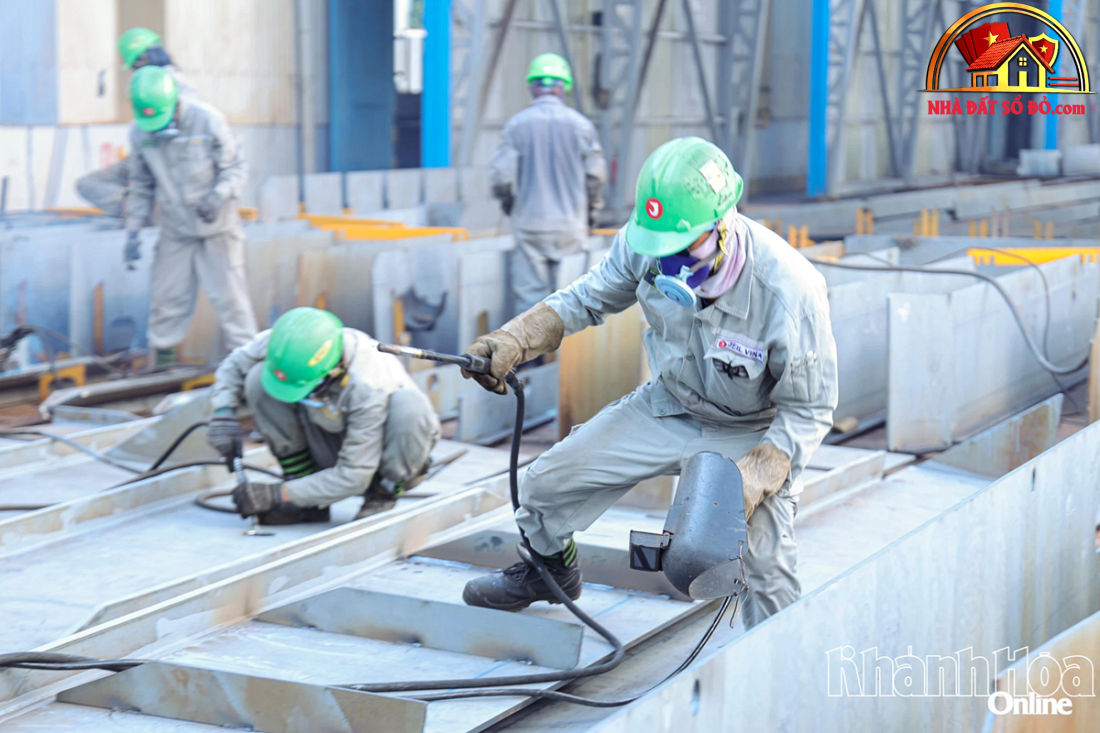 Xu hướng bất động sản sổ đỏ 2026–2027 tại TP.HCM & Đà Nẵng - Review Nhà Phố - Mua bán nhà phố - Reviewnhapho.com