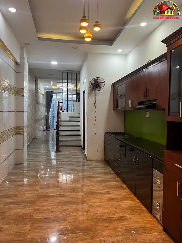 Nhà đất sổ đỏ Quận 5 Hồ Chí Minh, bán nhà mặt phố 4 tầng giá 6.28 tỷ