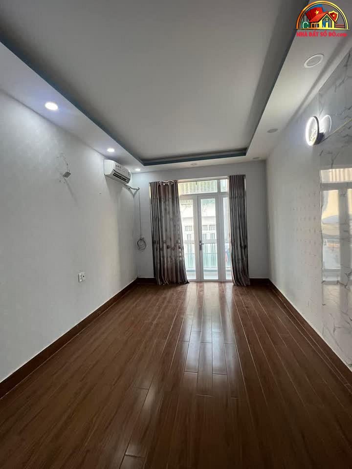 Nhà đất sổ đỏ Quận 5 Hồ Chí Minh, bán nhà mặt phố 4 tầng giá 6.28 tỷ