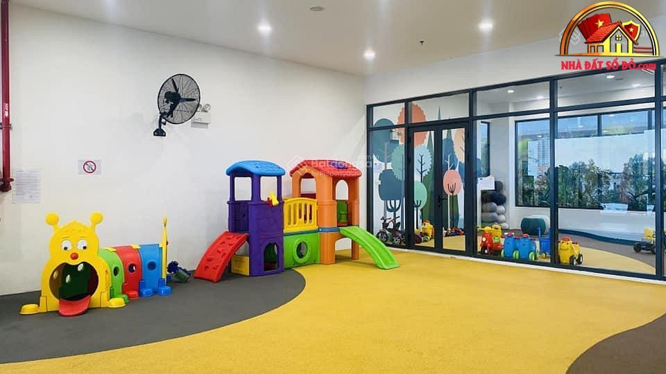 Nhà đất sổ đỏ Quận 10 TP.HCM – Căn hộ Kingdom 101 giá 7 tỷ, 72 m2