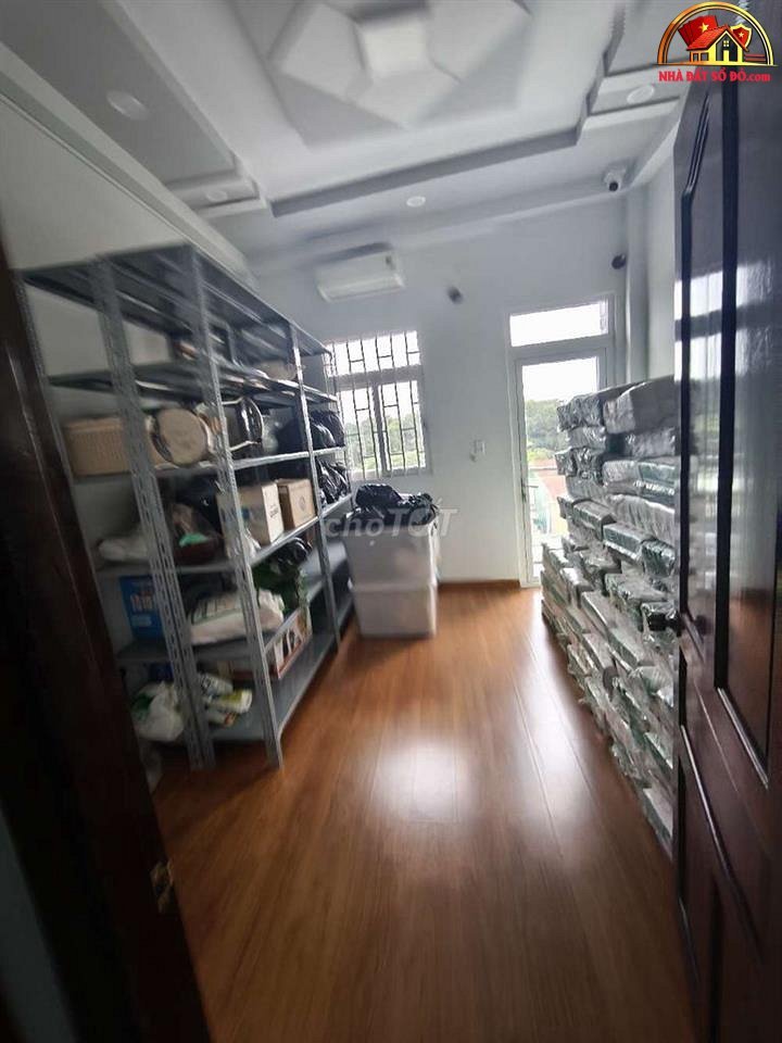 Nhà đất sổ đỏ Quận 6 Hồ Chí Minh, nhà mới 4PN giá 6.7 tỷ