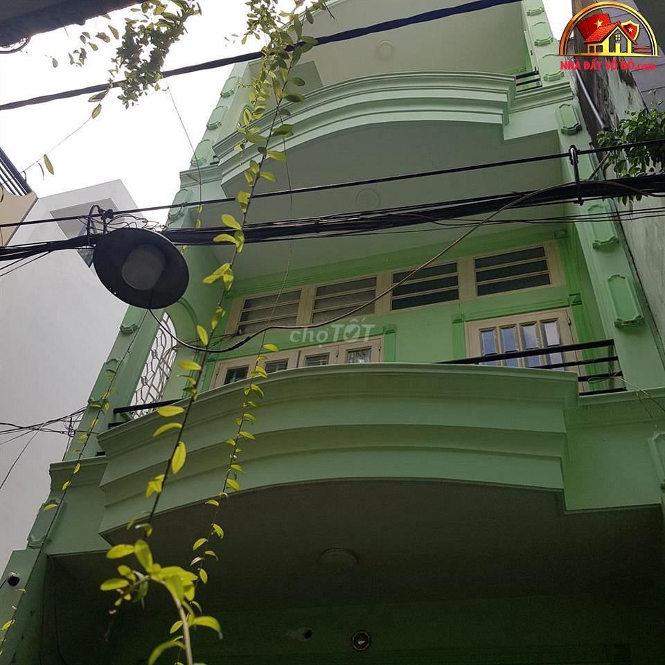 Nhà đất sổ đỏ Quận Tân Bình TP.HCM, 2 tầng, 4 phòng ngủ giá 7.9 tỷ