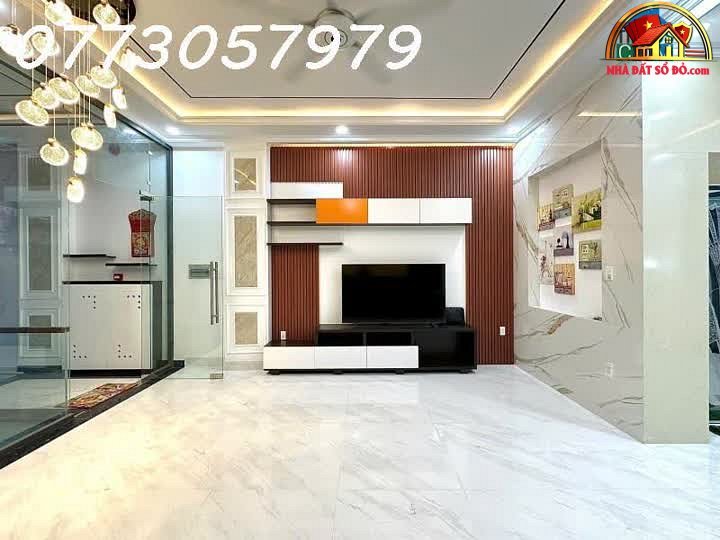 Nhà đất sổ đỏ Quận 10 TP.HCM – Nhà đẹp hẻm Vip đường 3/2, 90m2 chỉ 29.5 tỷ