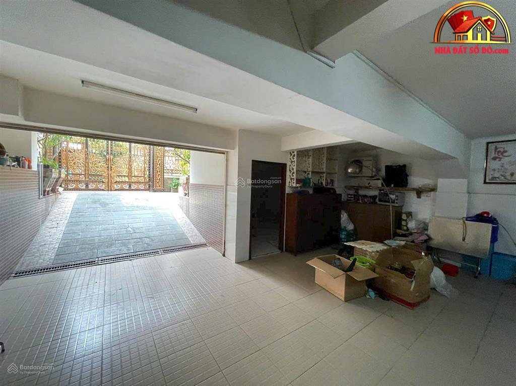Nhà đất sổ đỏ 200m2 Bình Trị Đông B Bình Tân giá 32 tỷ