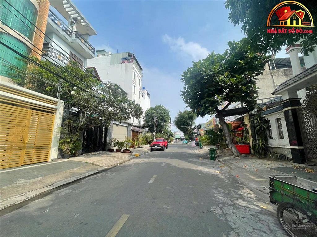 Nhà đất sổ đỏ 200m2 Bình Trị Đông B Bình Tân giá 32 tỷ