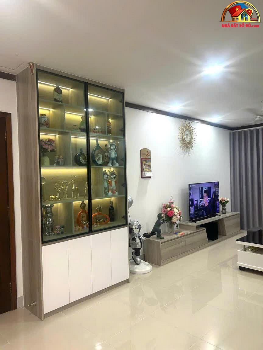 Bán căn hộ chung cư sổ đỏ Quận 7 Hồ Chí Minh diện tích 131m2 giá 5,1 tỷ