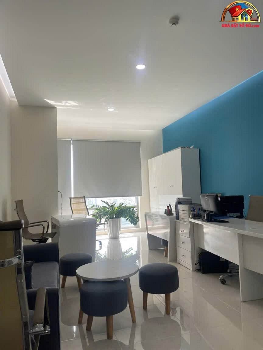 Bán căn hộ sổ đỏ Quận 7 TP.HCM view Hồ Bán Nguyệt giá 2.5 tỷ
