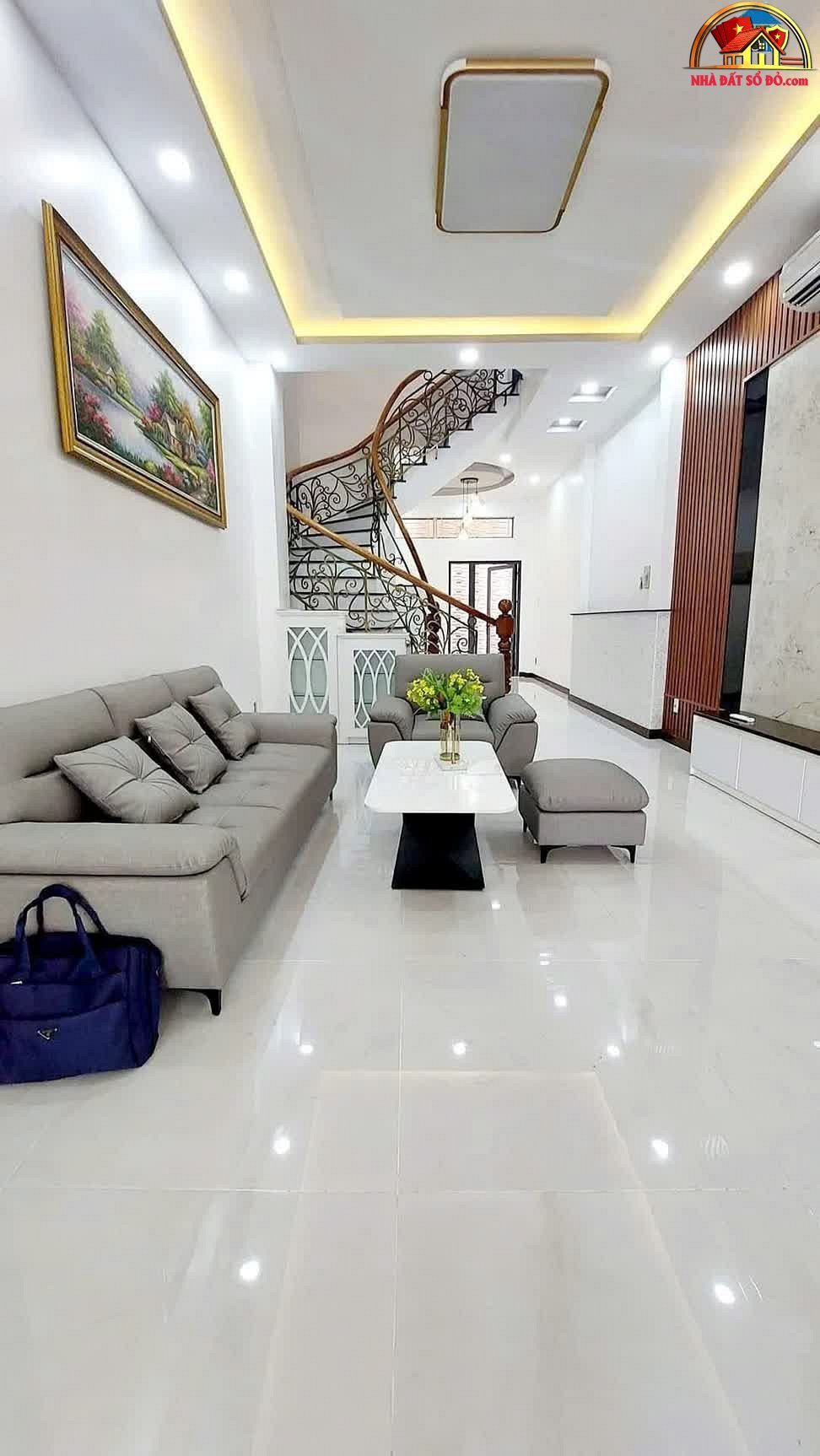 Bán nhà mặt tiền sổ đỏ Bình Tân Hồ Chí Minh giá 7.5 tỷ diện tích 72m²
