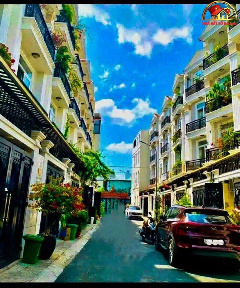 Bán nhà mặt tiền sổ đỏ Bình Tân Hồ Chí Minh giá 7.5 tỷ diện tích 72m²