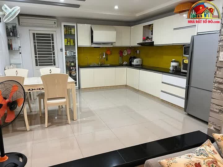 Nhà đất sổ đỏ bán nhà mặt phố Khu vực Hải Châu Đà Nẵng 58 m² giá 5.4 tỷ