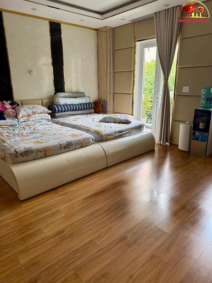 Bán nhà đất sổ đỏ Phường 14 Quận Tân Bình Hồ Chí Minh 26 tỷ 96m2