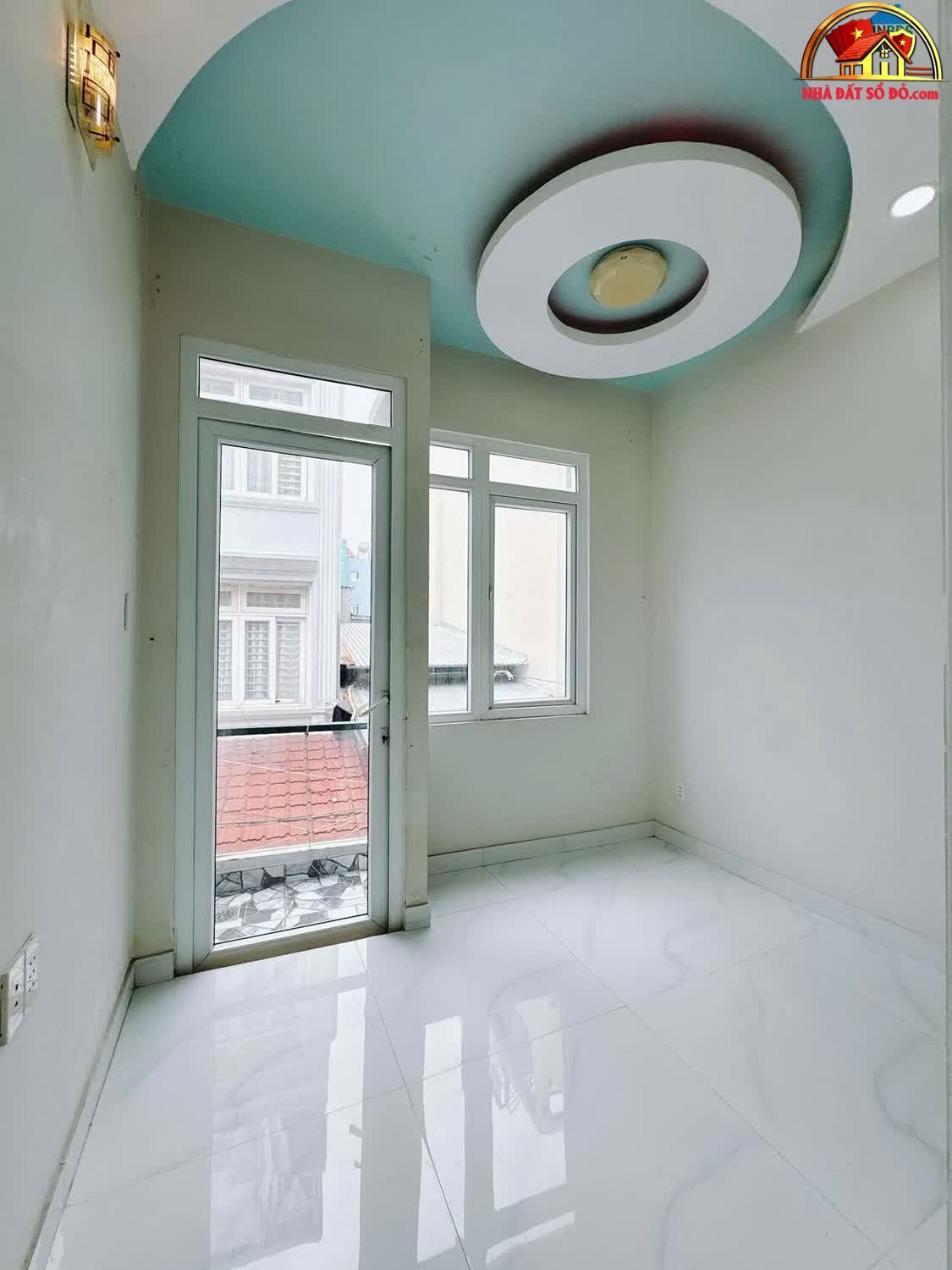 Nhà đất sổ đỏ mặt phố Quận 4 Hồ Chí Minh giá 5.59 tỷ
