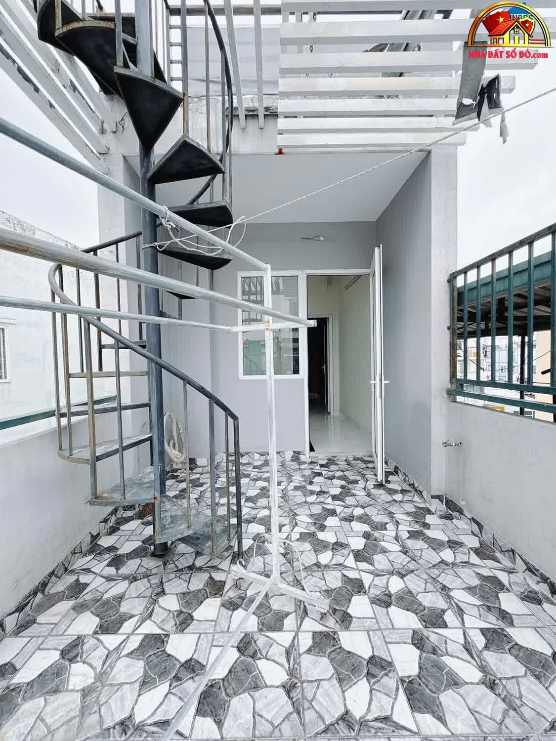 Nhà đất sổ đỏ mặt phố Quận 4 Hồ Chí Minh giá 5.59 tỷ