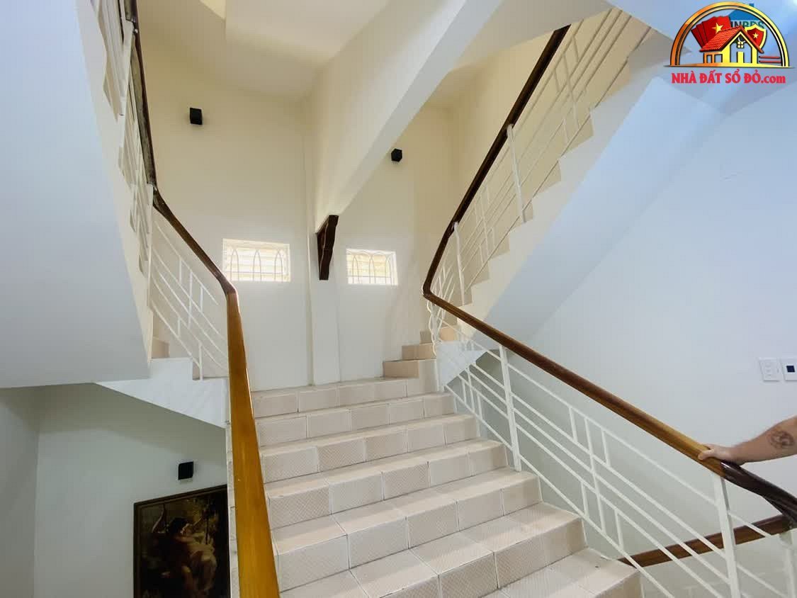 Nhà đất sổ đỏ Tân Bình Hồ Chí Minh – Bán nhà riêng 4PN giá 12.8 tỷ