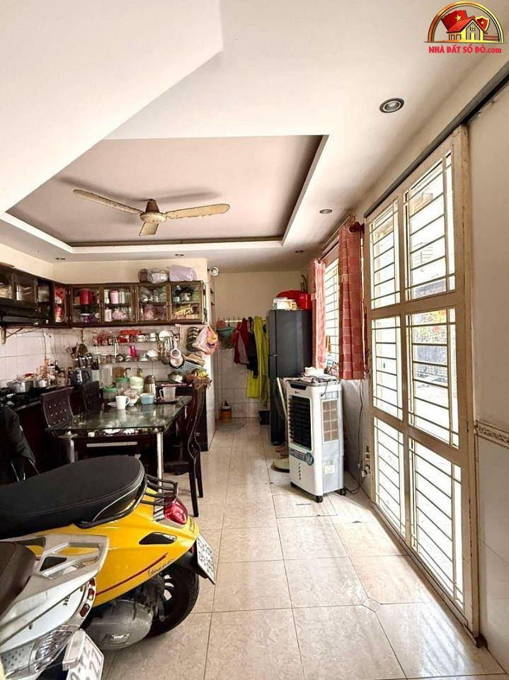 Nhà đất sổ đỏ 5 tầng Hẻm 6m Phan Sào Nam Tân Bình chỉ 10.5 tỷ