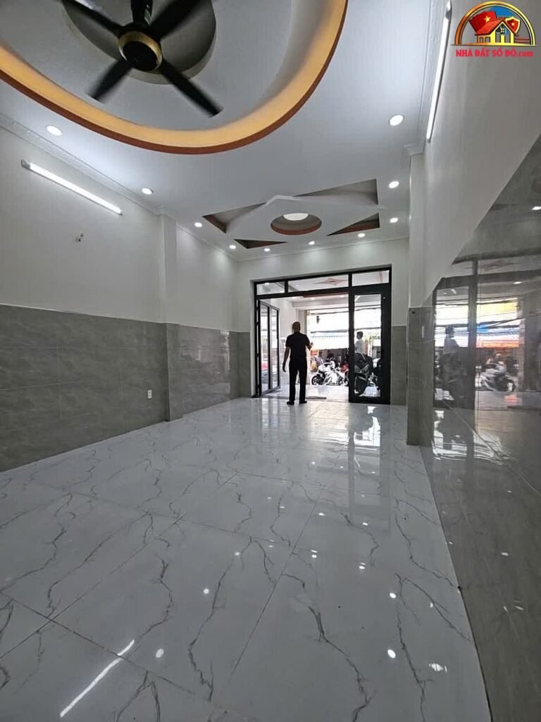 Bán nhà mặt phố quận 7 Hồ Chí Minh sổ hồng 14.5 tỷ
