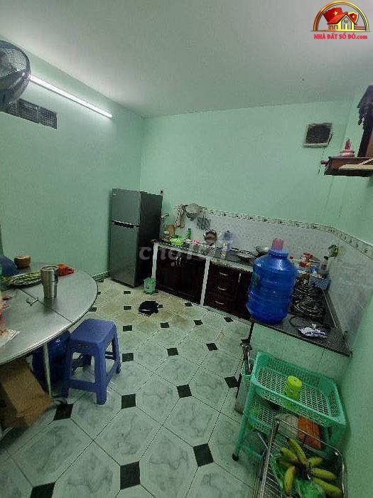 Nhà đất sổ đỏ Hậu Giang Quận 6 TP.HCM giá 5.1 tỷ có 4 phòng ngủ