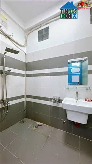 Nhà đất sổ đỏ mặt tiền đường Xóm Chiếu Quận 4 TP.HCM, giá 11 tỷ