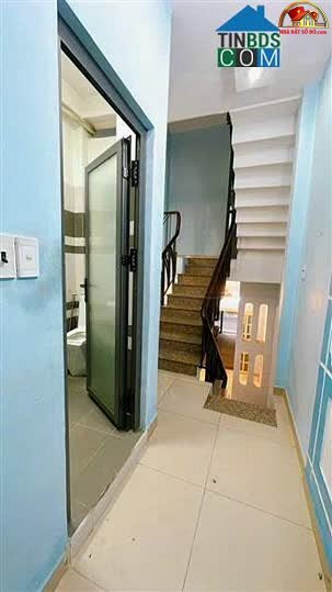 Nhà đất sổ đỏ mặt tiền đường Xóm Chiếu Quận 4 TP.HCM, giá 11 tỷ