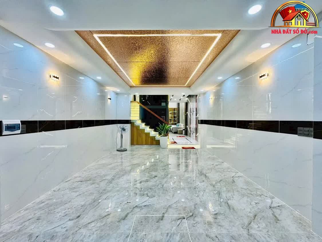 Nhà đất sổ đỏ TP.HCM – Nhà phố mới xây, giá 8 tỷ phù hợp ở và kinh doanh