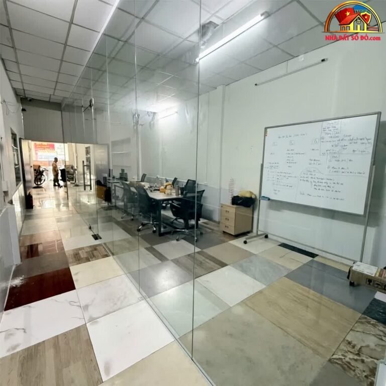 Bán nhà mặt phố Huỳnh Tấn Phát Quận 7 TP.HCM, giá 24 tỷ, DT 167 m²