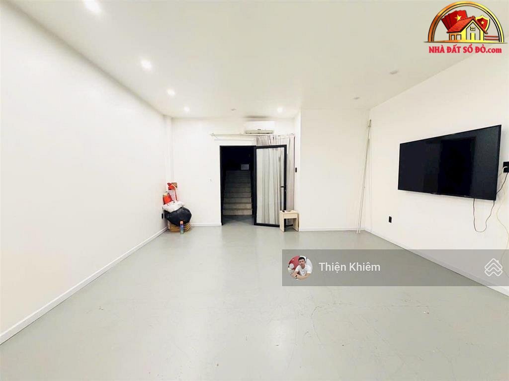 Nhà đất sổ đỏ Gò Vấp: Bán nhà riêng 100m2 đường Nguyễn Văn Công giá 8.5 tỷ