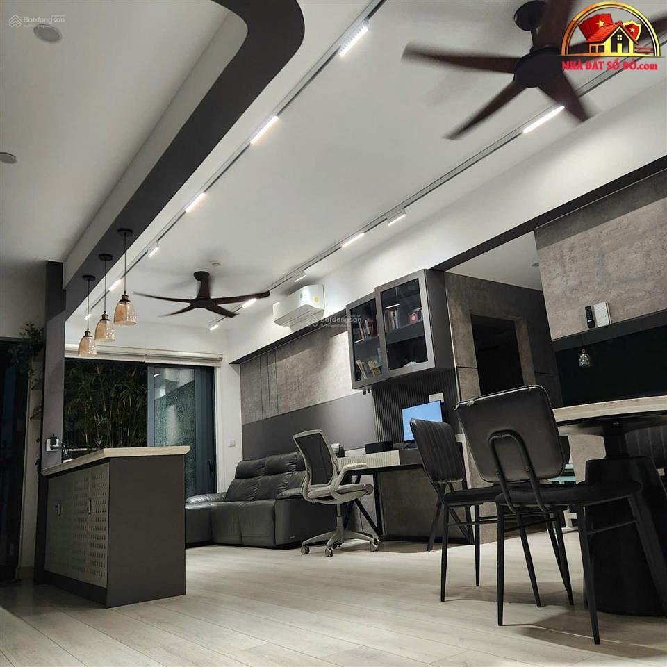 Bán căn hộ 3PN Emerald 104m² hướng mát tại Celadon City Tân Phú