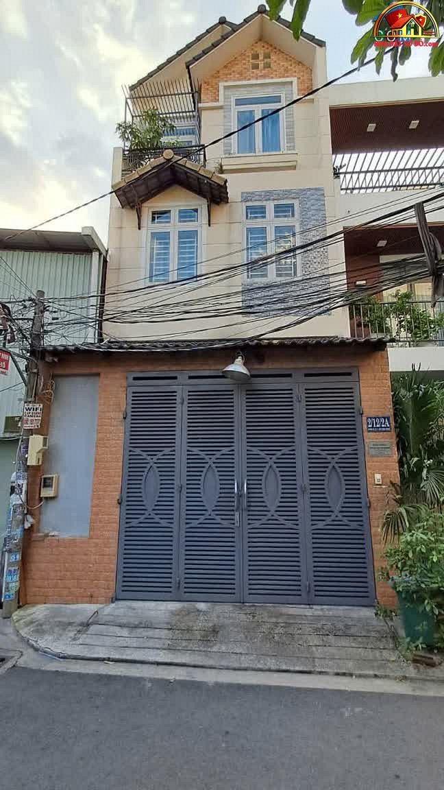 Nhà đất sổ đỏ Thủ Đức – Bán nhà mặt phố 3 lầu giá 13.5 tỷ