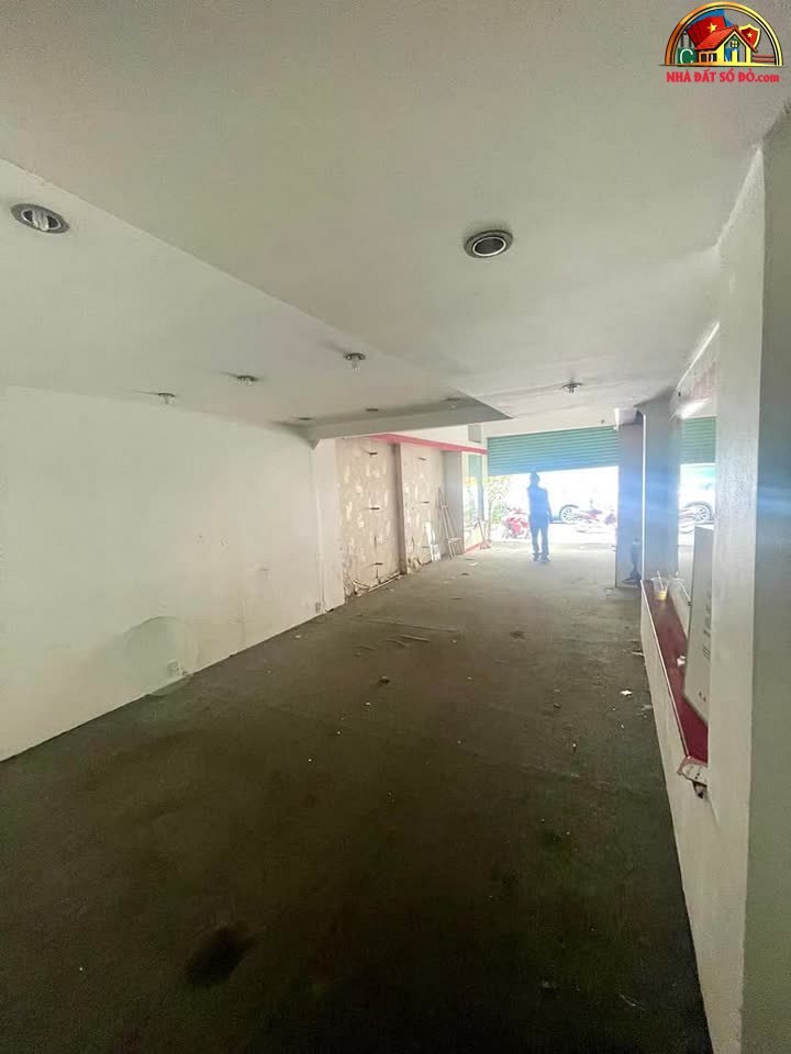 Nhà đất sổ đỏ Quận 5 – Bán nhà mặt tiền Phù Đổng Thiên Vương giá 16 tỷ