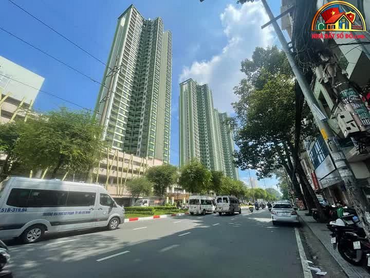 Nhà đất sổ đỏ Quận 5 – Bán nhà mặt tiền Phù Đổng Thiên Vương giá 16 tỷ