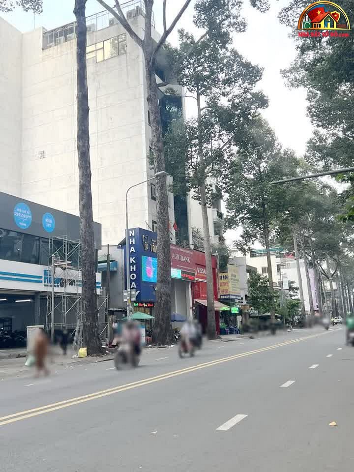 Bán đất mặt tiền đường Nguyễn Chí Thanh, Quận 5, Hồ Chí Minh – 635m², giá 125 tỷ