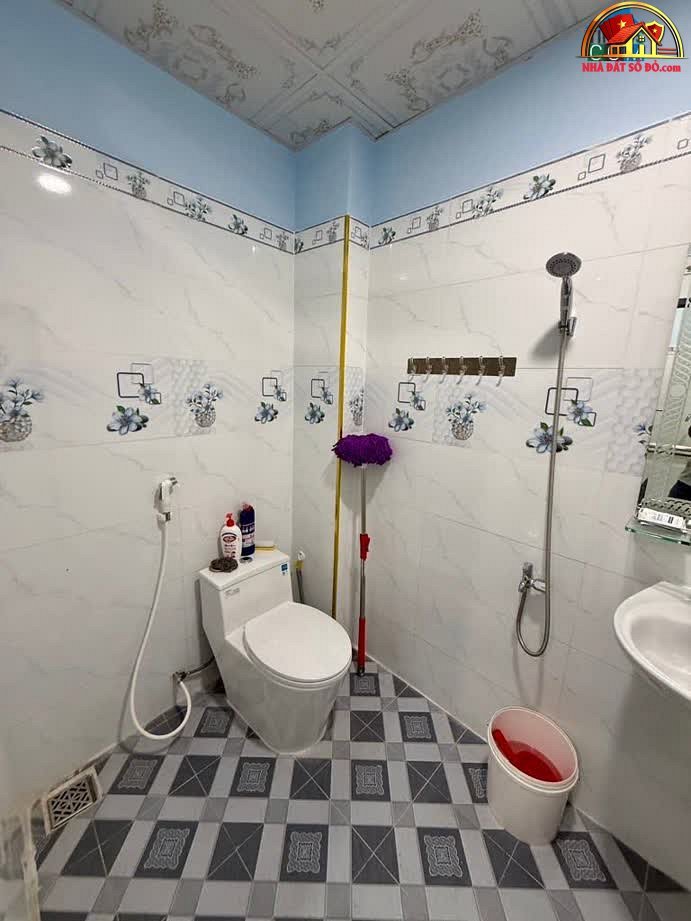 Bán nhà riêng sổ đỏ Tân Phú TP.HCM, nhà đẹp 34m² chỉ 3.99 tỷ