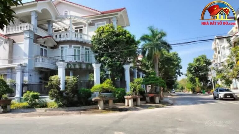 Bán nhà đất sổ đỏ Quận 8, Hồ Chí Minh – Biệt thự 3 tầng mặt tiền NB Bình Hưng giá 14.2 tỷ