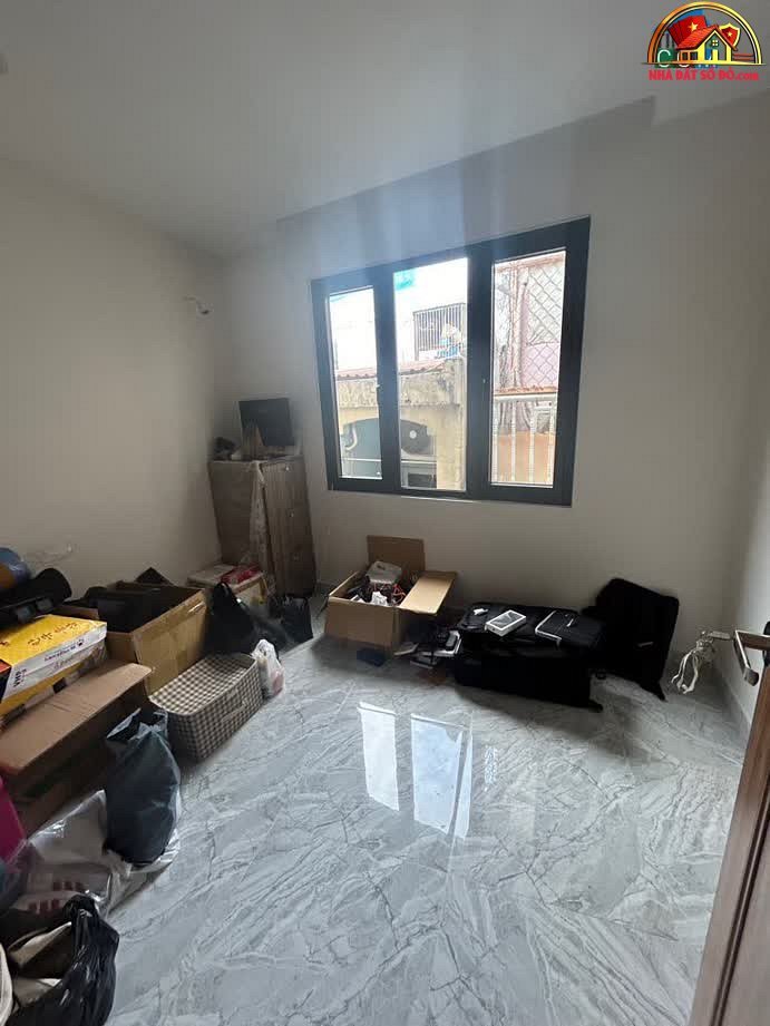 Nhà đất sổ đỏ Quận 3, Hồ Chí Minh: Bán nhà mặt phố Nguyễn Thị Minh Khai chỉ 4.9 tỷ