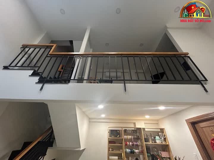 Nhà đất sổ đỏ Quận 3, Hồ Chí Minh: Bán nhà mặt phố Nguyễn Thị Minh Khai chỉ 4.9 tỷ