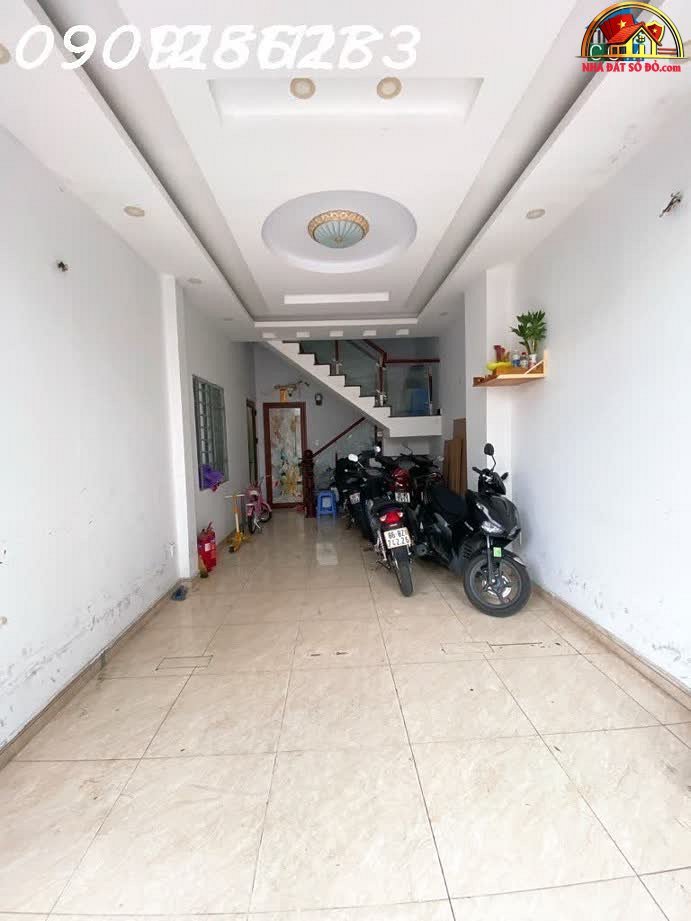Bán nhà riêng sổ đỏ Quận 7 TP.HCM 99m2 chỉ 10 tỷ