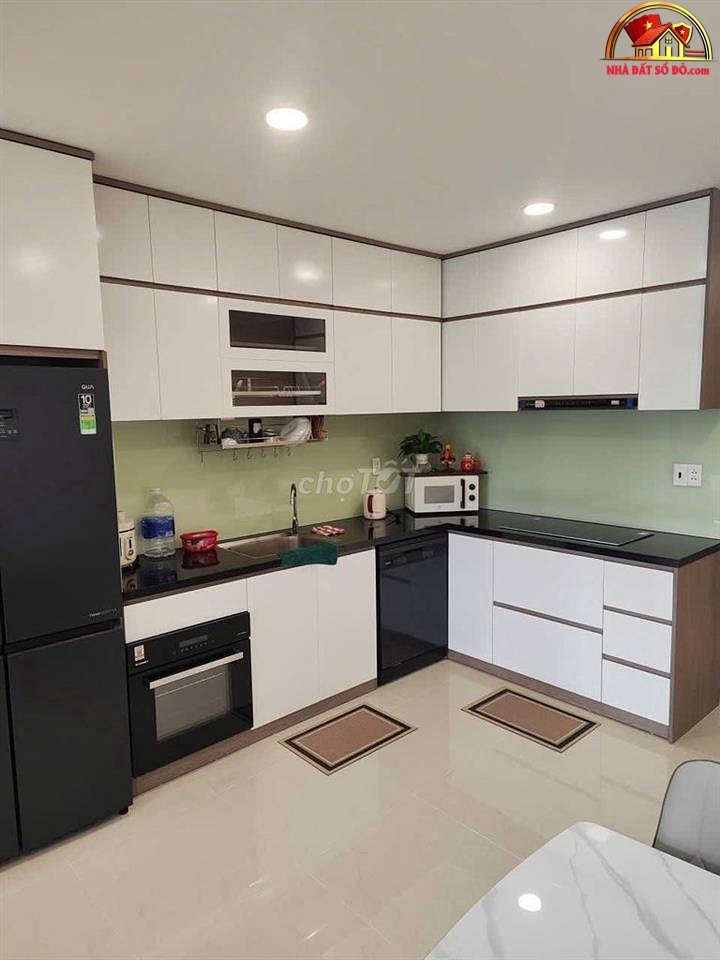 Bán căn hộ 2PN sổ đỏ phường 5 quận Bình Thạnh TP.HCM giá 2.2 tỷ